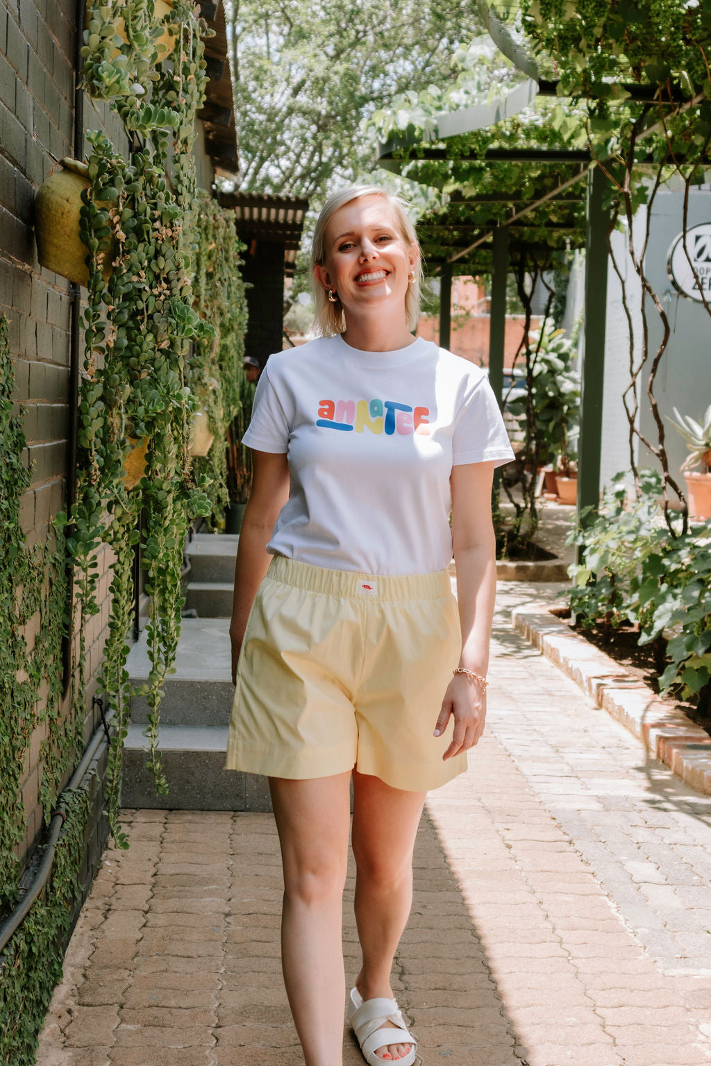 Cotton poplin shorts - yellow