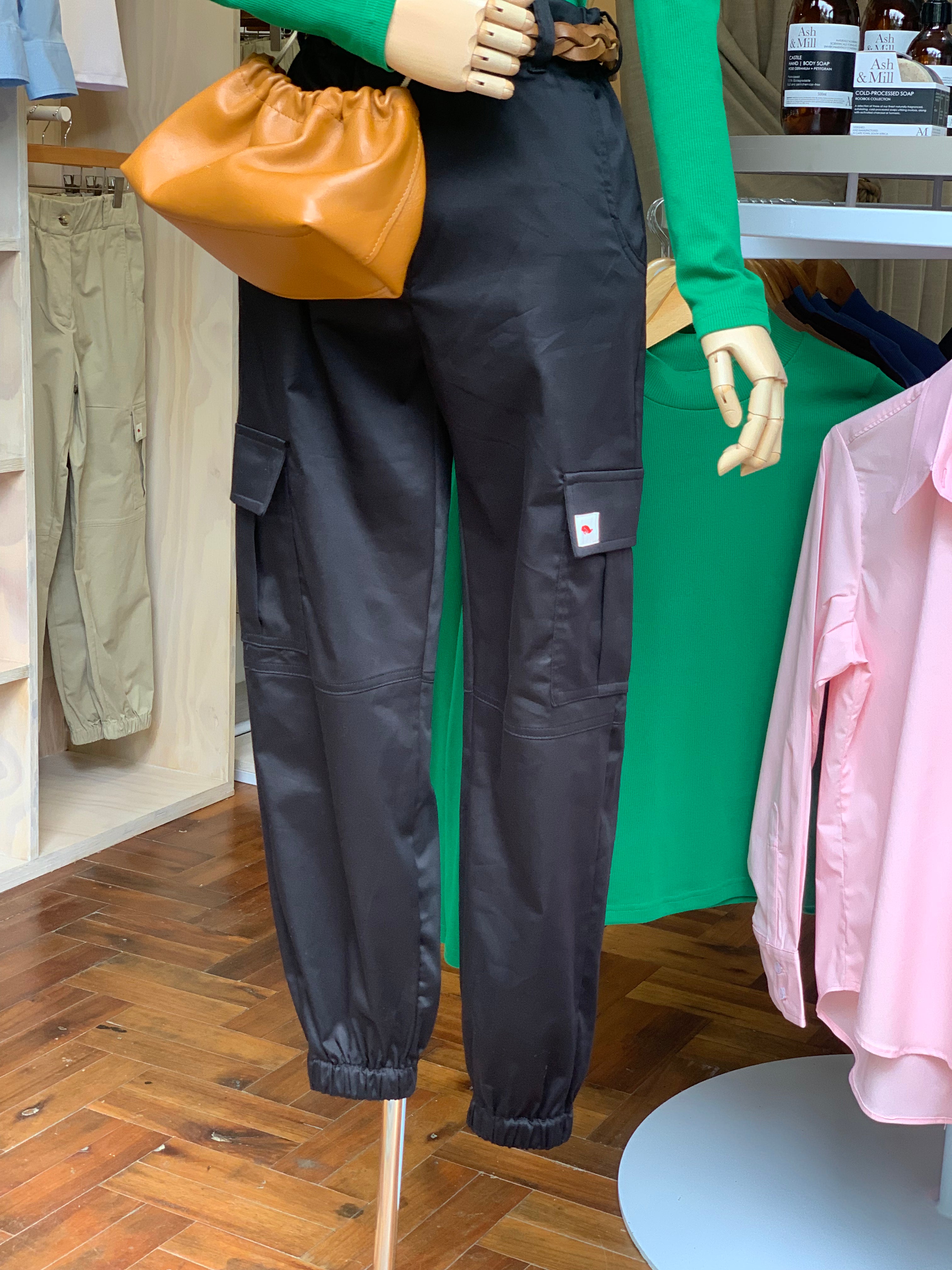 Cargo pants - black