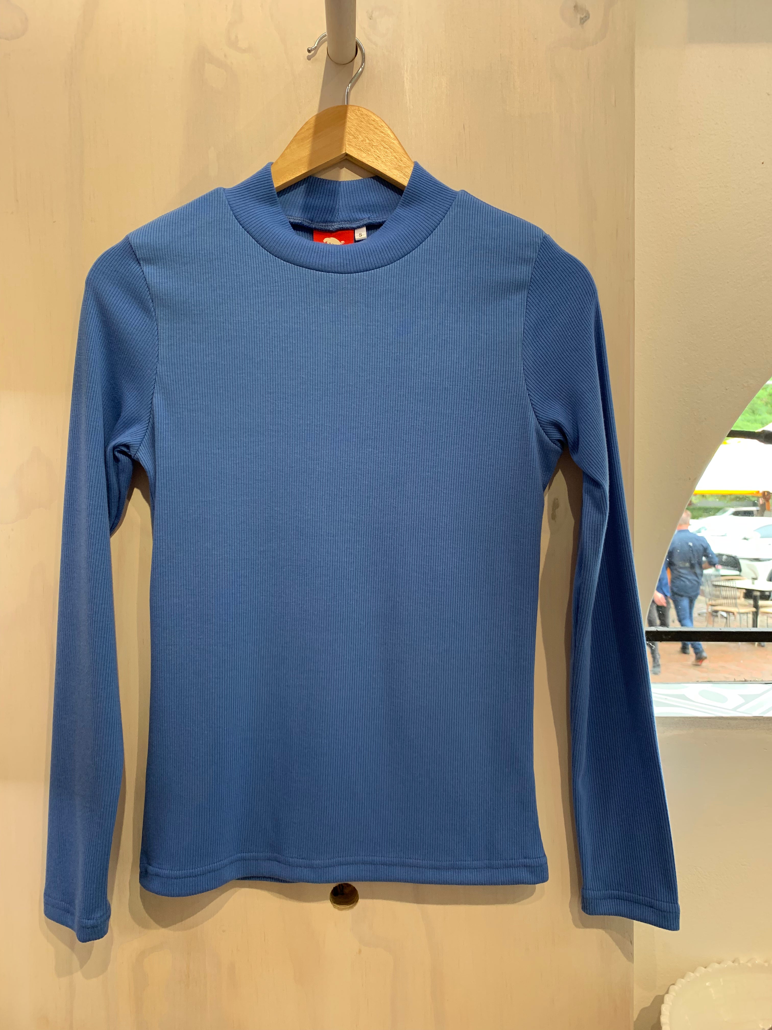 Long sleeve mock neck - blue
